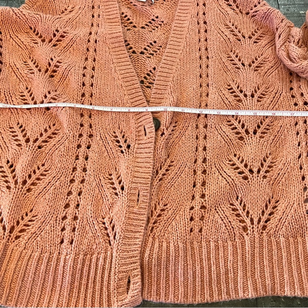American Eagle Apricot Cardigan - Picture 7 of 8